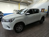USED 2020 20 TOYOTA HI-LUX 2.4 INVINCIBLE 4WD D-4D DCB 147 BHP STUNNING EXAMPLE SAT NAV REAR CAMERA ANDROID APPLE CARPLAY REAR VIEW CAMERA 1 OWNER EXCELLENT SERVICE HISTORY TOYOTA WARRANTY TILL JULY 2030