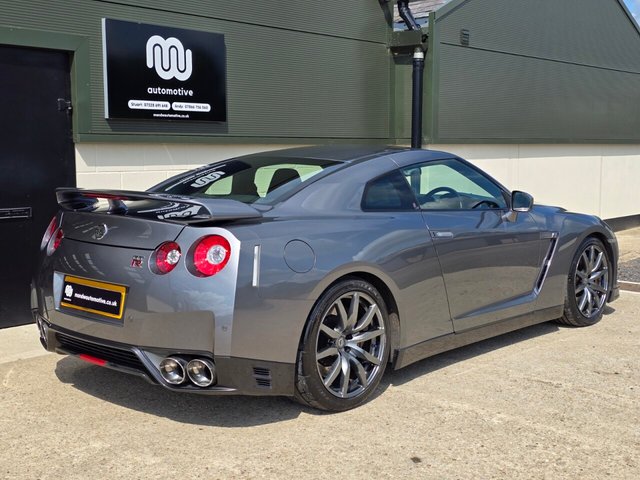 View our NISSAN GT-R