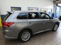 USED 2021 21 MITSUBISHI OUTLANDER 2.4 PHEV DYNAMIC 5d 222 BHP 4WD APP SAT NAV LEATHER HEATED SEATS REAR VIEW CAMERA 1 OWNER SERVICE HISTORY MITSUBISHI WARRANTY TILL MAY 2026