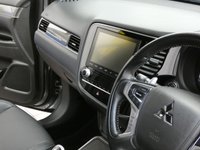 USED 2021 21 MITSUBISHI OUTLANDER 2.4 PHEV DYNAMIC 5d 222 BHP 4WD APP SAT NAV LEATHER HEATED SEATS REAR VIEW CAMERA 1 OWNER SERVICE HISTORY MITSUBISHI WARRANTY TILL MAY 2026