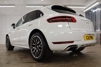 USED 2015 C PORSCHE MACAN 2.0 PDK 5d 237 BHP 