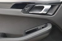 USED 2015 C PORSCHE MACAN 2.0 PDK 5d 237 BHP 