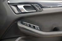 USED 2015 C PORSCHE MACAN 2.0 PDK 5d 237 BHP 