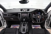 USED 2015 C PORSCHE MACAN 2.0 PDK 5d 237 BHP 