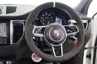 USED 2015 C PORSCHE MACAN 2.0 PDK 5d 237 BHP 