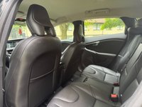 USED 2017 17 VOLVO V40 2.0 D2 INSCRIPTION 5d 118 BHP 
