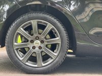 USED 2017 17 VOLVO V40 2.0 D2 INSCRIPTION 5d 118 BHP 