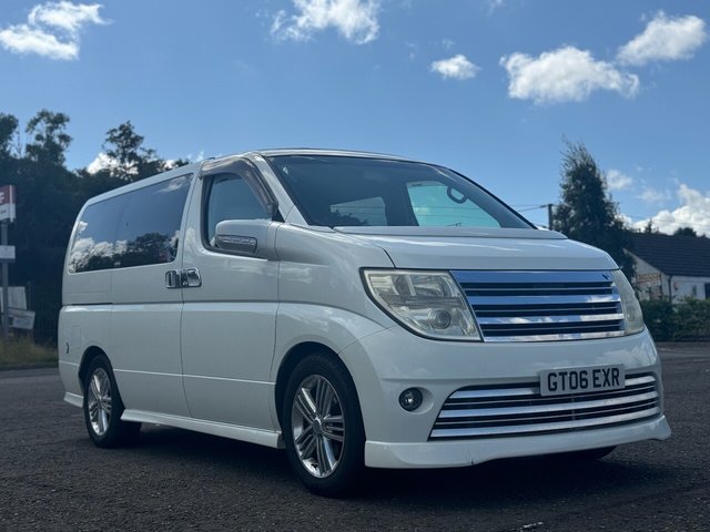 View our Nissan Elgrand range