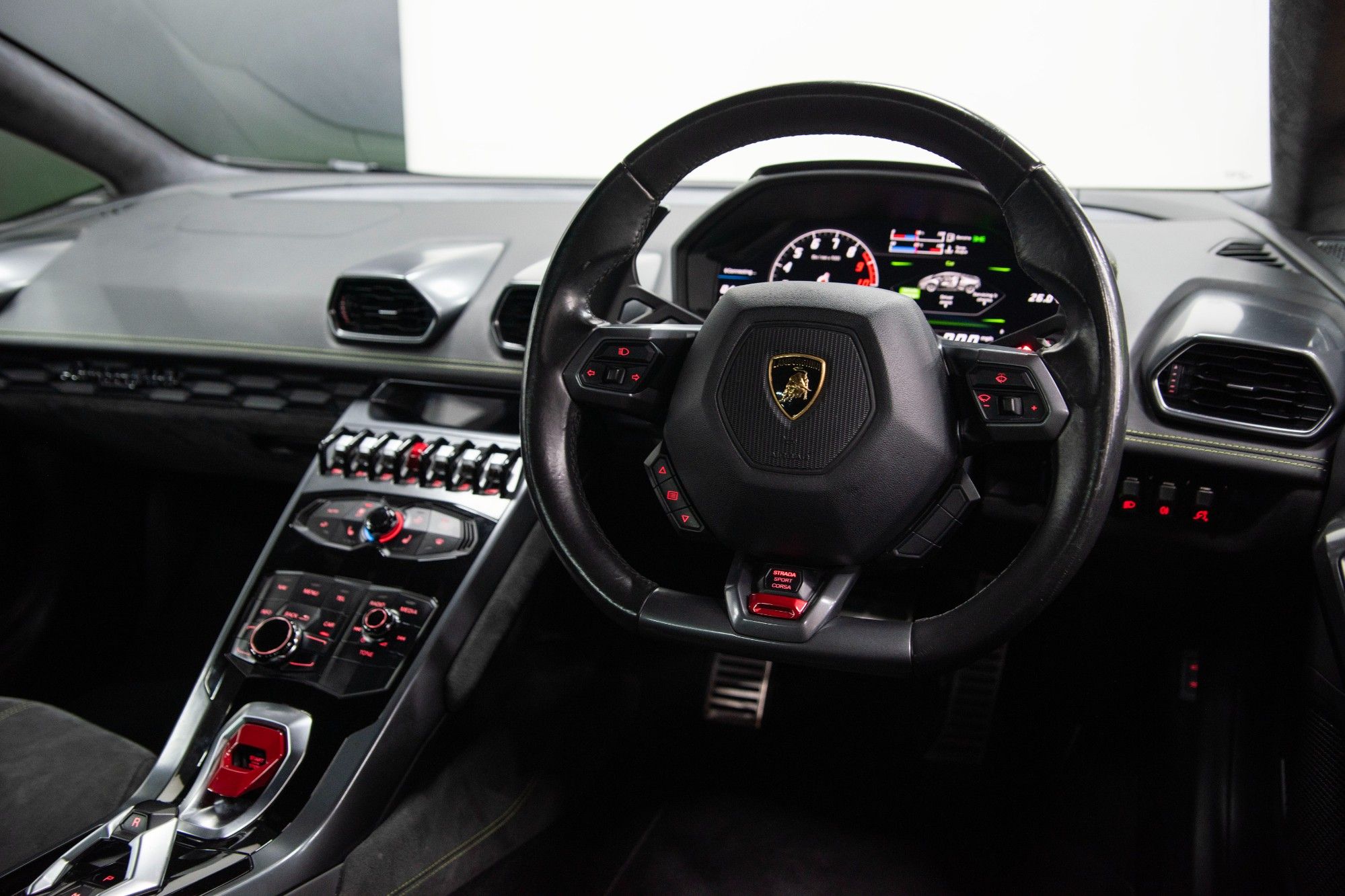 USED 2014 64 LAMBORGHINI HURACAN LP 610-4 S-A  Coupe