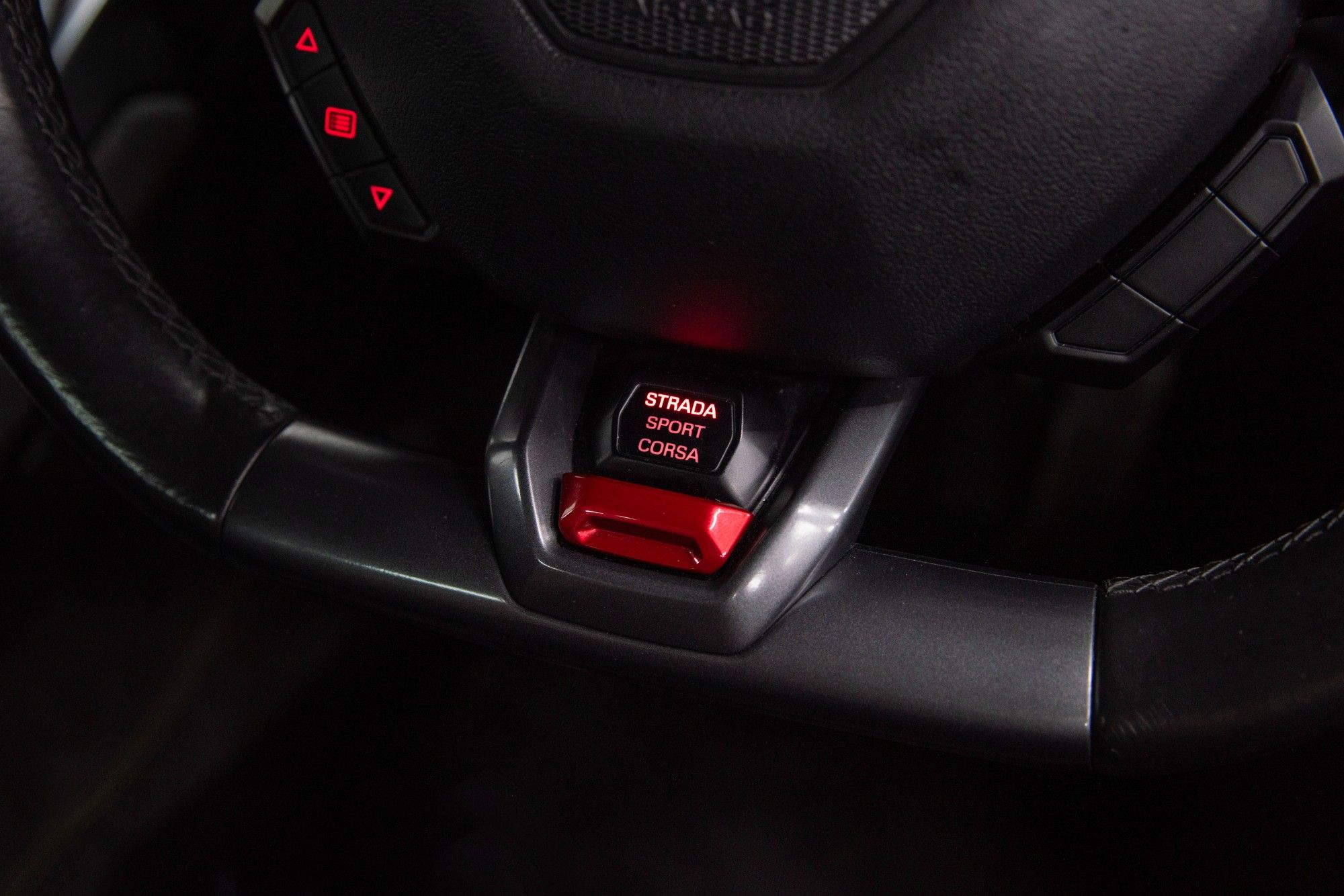 USED 2014 64 LAMBORGHINI HURACAN LP 610-4 S-A  Coupe