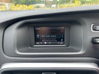 USED 2017 17 VOLVO V40 2.0 D2 R-DESIGN 5d 118 BHP 2 KEYS, CRUISE, CLIMATE