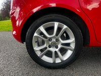 USED 2011 61 VAUXHALL CORSA 1.4 SXI AC 5d 98 BHP 9 Main Dealer Service Stamps