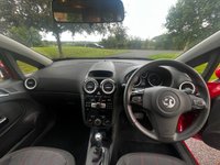 USED 2011 61 VAUXHALL CORSA 1.4 SXI AC 5d 98 BHP 9 Main Dealer Service Stamps