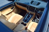 USED 2017 S PORSCHE MACAN 3.0 D S PDK 5d 258 BHP PAN ROOF / REV CAM / BLACK PK