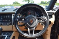 USED 2017 S PORSCHE MACAN 3.0 D S PDK 5d 258 BHP PAN ROOF / REV CAM / BLACK PK