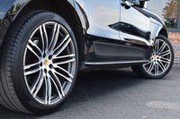 USED 2017 S PORSCHE MACAN 3.0 D S PDK 5d 258 BHP PAN ROOF / REV CAM / BLACK PK