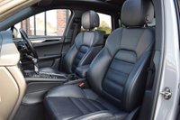 USED 2019 W PORSCHE MACAN 3.0 S PDK 5d 349 BHP PAN ROOF / SPORTS EXHAUST