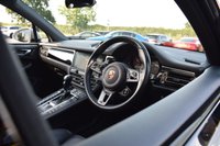 USED 2019 W PORSCHE MACAN 3.0 S PDK 5d 349 BHP PAN ROOF / SPORTS EXHAUST
