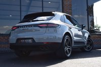 USED 2019 W PORSCHE MACAN 3.0 S PDK 5d 349 BHP PAN ROOF / SPORTS EXHAUST