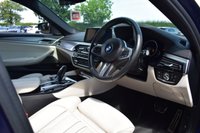 USED 2017 67 BMW 5 SERIES 3.0 530D XDRIVE M SPORT TOURING 5d 261 BHP HUGE SPEC / M SPORT+ / TECH PK