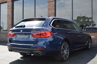 USED 2017 67 BMW 5 SERIES 3.0 530D XDRIVE M SPORT TOURING 5d 261 BHP HUGE SPEC / M SPORT+ / TECH PK
