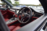 USED 2015 65 PORSCHE MACAN 3.0 D S PDK 5d 258 BHP PAN ROOF / AIR SUS / CARBON