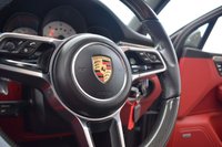 USED 2015 65 PORSCHE MACAN 3.0 D S PDK 5d 258 BHP PAN ROOF / AIR SUS / CARBON