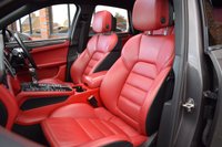 USED 2015 65 PORSCHE MACAN 3.0 D S PDK 5d 258 BHP PAN ROOF / AIR SUS / CARBON