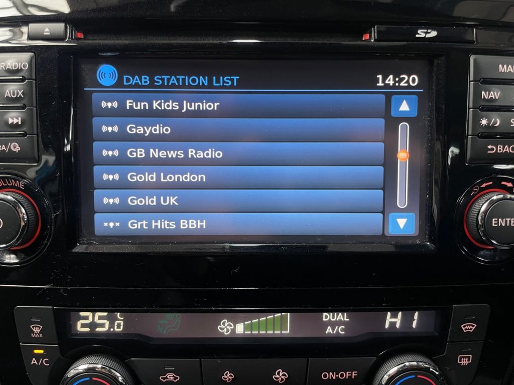 USED 2017 67 NISSAN QASHQAI 1.2 TEKNA DIG-T XTRONIC 5d 113 BHP SAT NAV+360 CAMERAS+PART LEATHER