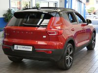 USED 2020 70 VOLVO XC40 1.5 RECHARGE T5 R-DESIGN 5d 258 BHP SAT NAV PANORAMIC SUNROOF 360 CAMERA PARK ASSIST SMARTPHONE INTEGRATION ANDROID APPLE CARPLAY HARMAN KARDON SOUND SYSTEM 1 OWNER SERVICE HISTORY WARRANTY