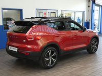 USED 2020 70 VOLVO XC40 1.5 RECHARGE T5 R-DESIGN 5d 258 BHP SAT NAV PANORAMIC SUNROOF 360 CAMERA PARK ASSIST SMARTPHONE INTEGRATION ANDROID APPLE CARPLAY HARMAN KARDON SOUND SYSTEM 1 OWNER SERVICE HISTORY WARRANTY