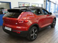 USED 2020 70 VOLVO XC40 1.5 RECHARGE T5 R-DESIGN 5d 258 BHP SAT NAV PANORAMIC SUNROOF 360 CAMERA PARK ASSIST SMARTPHONE INTEGRATION ANDROID APPLE CARPLAY HARMAN KARDON SOUND SYSTEM 1 OWNER SERVICE HISTORY WARRANTY