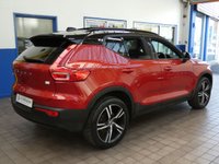 USED 2020 70 VOLVO XC40 1.5 RECHARGE T5 R-DESIGN 5d 258 BHP SAT NAV PANORAMIC SUNROOF 360 CAMERA PARK ASSIST SMARTPHONE INTEGRATION ANDROID APPLE CARPLAY HARMAN KARDON SOUND SYSTEM 1 OWNER SERVICE HISTORY WARRANTY