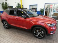 USED 2020 70 VOLVO XC40 1.5 RECHARGE T5 R-DESIGN 5d 258 BHP SAT NAV PANORAMIC SUNROOF 360 CAMERA PARK ASSIST SMARTPHONE INTEGRATION ANDROID APPLE CARPLAY HARMAN KARDON SOUND SYSTEM 1 OWNER SERVICE HISTORY WARRANTY