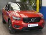 USED 2020 70 VOLVO XC40 1.5 RECHARGE T5 R-DESIGN 5d 258 BHP SAT NAV PANORAMIC SUNROOF 360 CAMERA PARK ASSIST SMARTPHONE INTEGRATION ANDROID APPLE CARPLAY HARMAN KARDON SOUND SYSTEM 1 OWNER SERVICE HISTORY WARRANTY