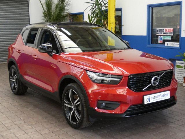2020 70 Volvo Xc40 1.5 RECHARGE T5 R-DESIGN 5d 258 BHP
