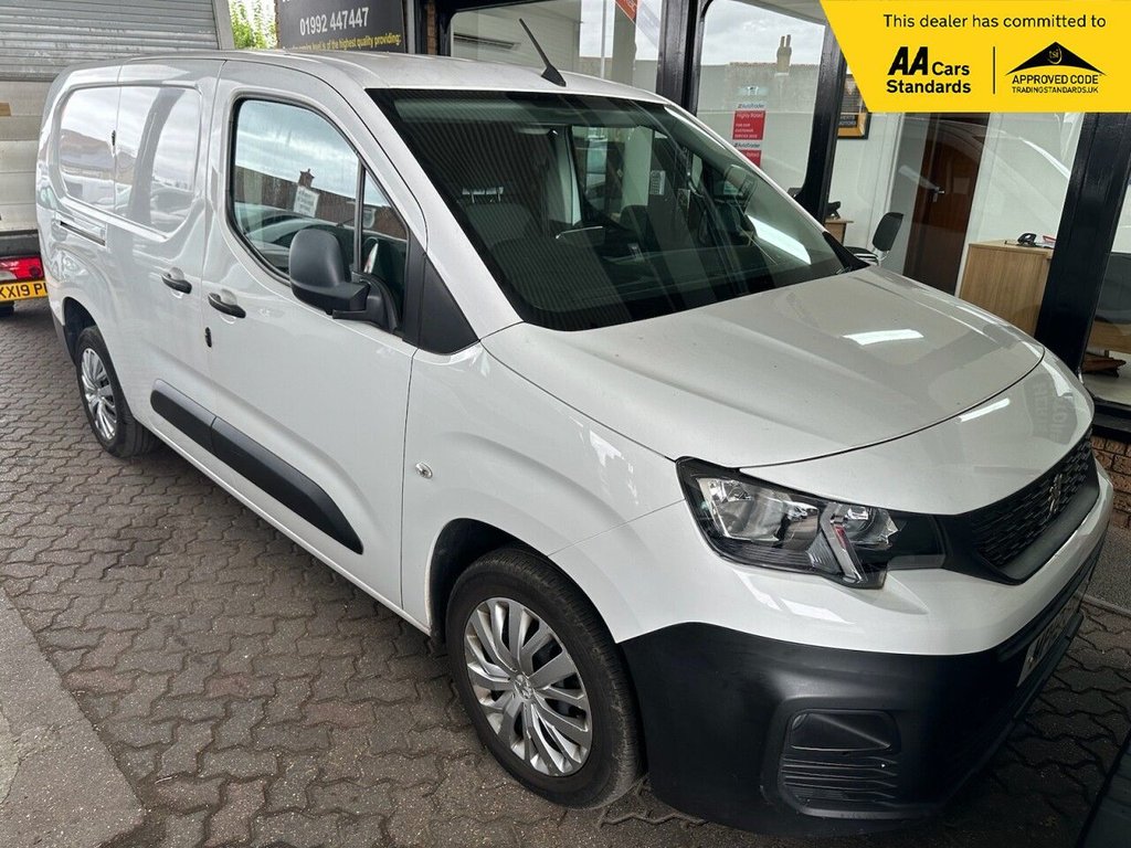 2019 Peugeot Partner Bluehdi Professional L2 £10,990
