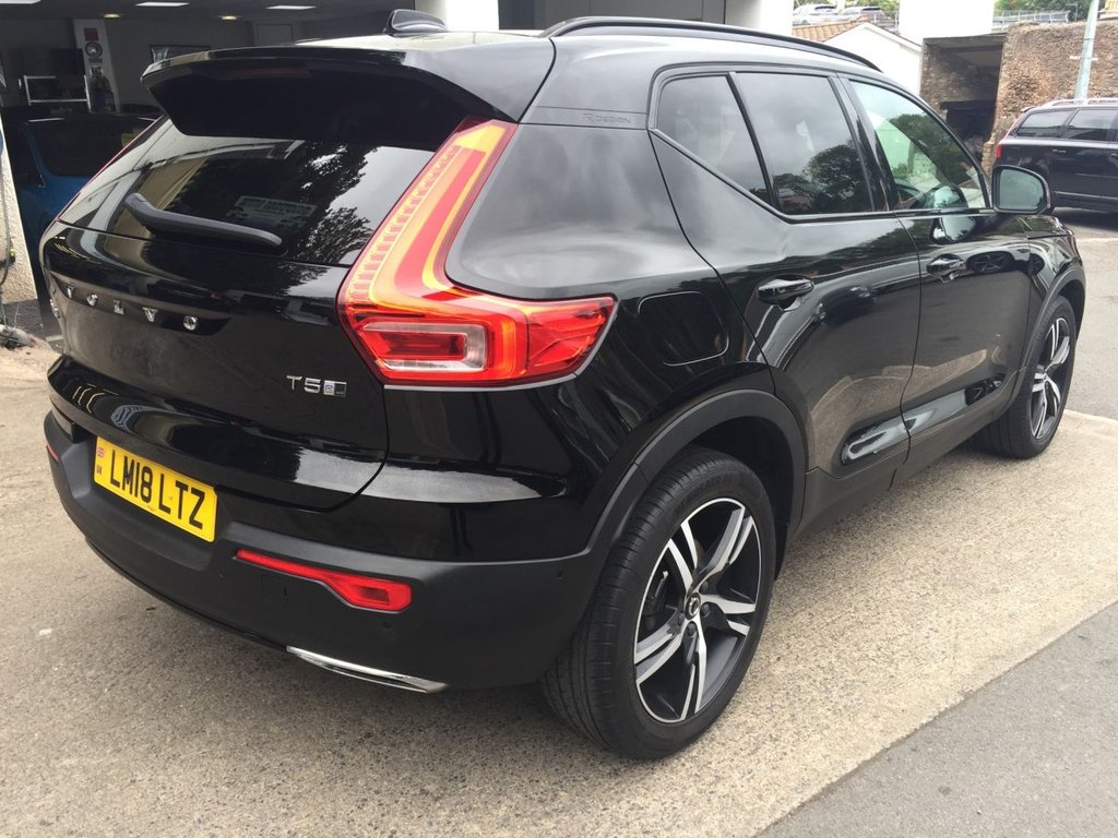 USED 2018 18 VOLVO XC40 2.0 T5 FIRST EDITION AWD 5d 247 BHP FIRST EDITION