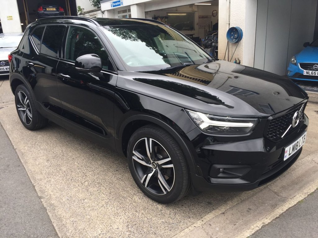 USED 2018 18 VOLVO XC40 2.0 T5 FIRST EDITION AWD 5d 247 BHP FIRST EDITION