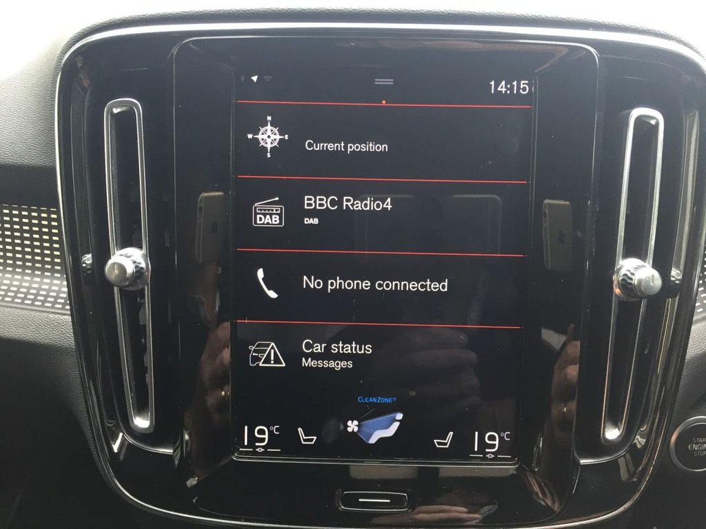 USED 2018 18 VOLVO XC40 2.0 T5 FIRST EDITION AWD 5d 247 BHP FIRST EDITION