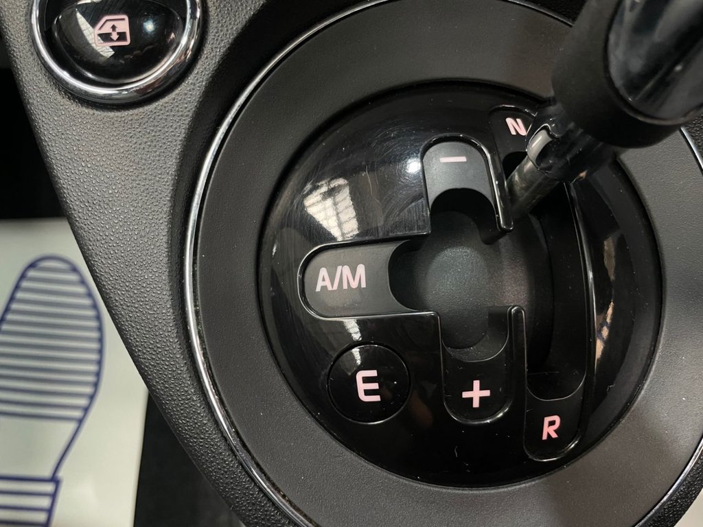 USED 2019 19 FIAT 500 1.2 120TH ANNIVERSARY 3d 69 BHP SAT NAV+PAN ROOF+APPLE CAR PLAY