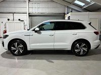 USED 2020 12 VOLKSWAGEN TOUAREG 3.0 V6 R-LINE TECH TSI 5d 336 BHP 3D MAP VIEW+20" ALLOYS+CAMERA