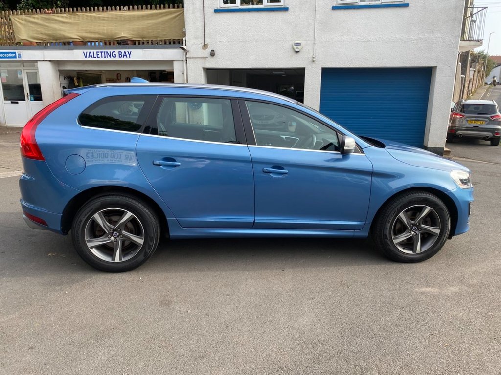 USED 2014 64 VOLVO XC60 2.4 D5 R-DESIGN LUX NAV AWD 5d 212 BHP HIGH SPECIFICATION R DESIGN XC60