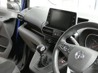 USED 2022 22 VAUXHALL COMBO LIFE 1.5 SE XL S/S 5d 101 BHP 7 SEATS REAR VIEW CAMERA CRUISE CONTROL PARKING SENSORS 1 OWNER GENUINE LOW MILEAGE VAUXHALL WARRANTY