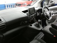 USED 2022 22 VAUXHALL COMBO LIFE 1.5 SE XL S/S 5d 101 BHP 7 SEATS REAR VIEW CAMERA CRUISE CONTROL PARKING SENSORS 1 OWNER GENUINE LOW MILEAGE VAUXHALL WARRANTY