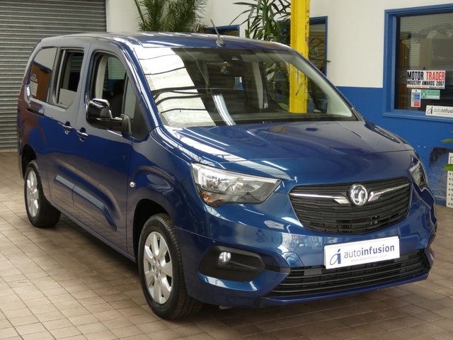 2022 22 Vauxhall Combo Life 1.5 SE XL S/S 5d 101 BHP