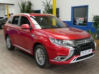USED 2020 20 MITSUBISHI OUTLANDER 2.4 PHEV EXCEED SAFETY 5d 222 BHP SAT NAV LEATHER HEATED SEATS REAR VIEW CAMERA PARKING SENSORS 1 OWNER SERVICE HISTORY MITSUBISHI WARRANTY TILL JUNE 2025