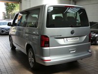 USED 2021 21 VOLKSWAGEN TRANSPORTER SHUTTLE 2.0 SHUTTLE SE TDI 5d 148 BHP 8 SEAT ANDROID APPLE CARPLAY AC CRUISE CONTROL PARKING SENSORS 1 OWNER GENUINE LOW MILES