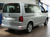 USED 2021 21 VOLKSWAGEN TRANSPORTER SHUTTLE 2.0 SHUTTLE SE TDI 5d 148 BHP 8 SEAT ANDROID APPLE CARPLAY AC CRUISE CONTROL PARKING SENSORS 1 OWNER GENUINE LOW MILES
