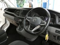 USED 2021 21 VOLKSWAGEN TRANSPORTER SHUTTLE 2.0 SHUTTLE SE TDI 5d 148 BHP 8 SEAT ANDROID APPLE CARPLAY AC CRUISE CONTROL PARKING SENSORS 1 OWNER GENUINE LOW MILES